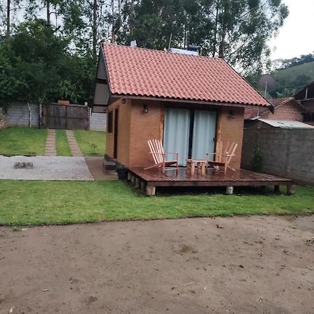Chale Encanto Do Ceu Sapucaí-Mirim Exterior photo