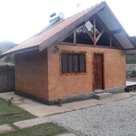 Chale Encanto Do Ceu Sapucaí-Mirim Exterior photo