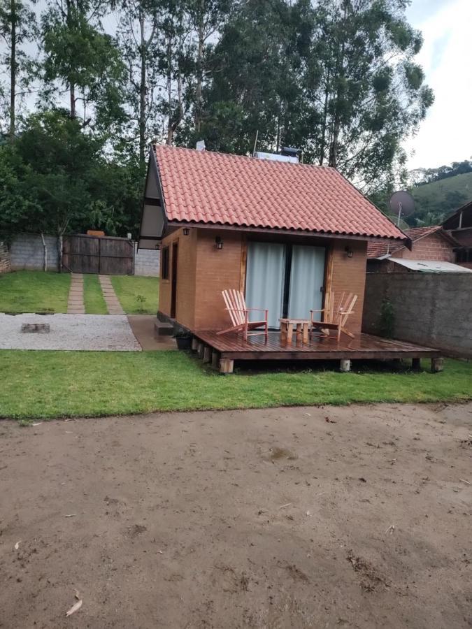 Chale Encanto Do Ceu Sapucaí-Mirim Exterior photo